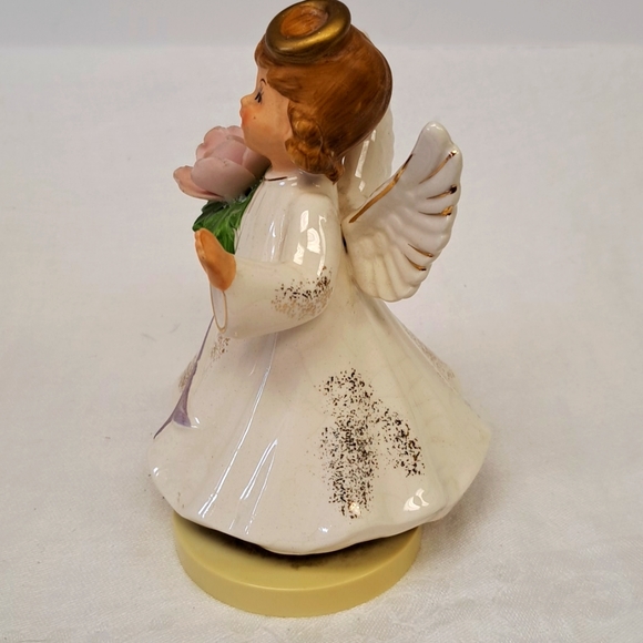Vintage Sankyo Japan AUGUST  Birthday Angel on wind up music stand playing HBD - Picture 5 of 13